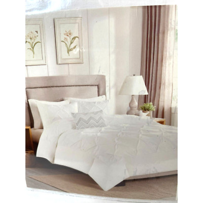 NWT Madison Park 4 Piece White Duvet Cover Set with Grey and Beige Trim-image