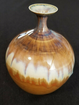 Unique Shaped Studio Art Pottery Display Piece Rare & Collectible: 5