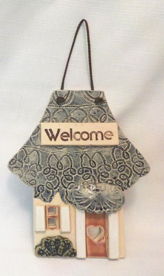 House Shaped Studio Art Glazed Ceramic Hanging Wall Decor WELCOME Plaque-image