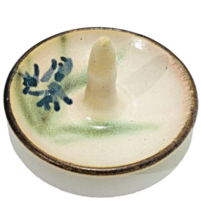 studio pottery Jewelry plate Ring Holder tan with green leaves & blue flowers-image