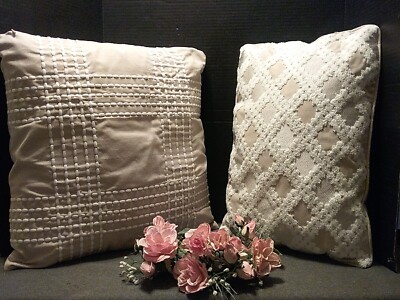 Signature Madison Park Bed Throw Pillows Cream/Beige Textured Pattern Set of 2 -image