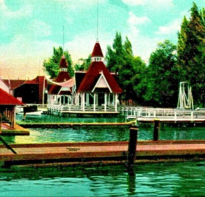 Dock Scene Lake Washington Madison Park Seattle WA UNP 1900s Postcard-image