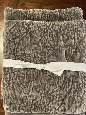 Set Of 2 Pottery Barn Foundations Velvet Floral Stitch Sham Standard Gray 26x20