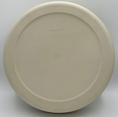 Tupperware #1665-5 Veggie Snack Divided Serving Tray Almond Base & Lid-image