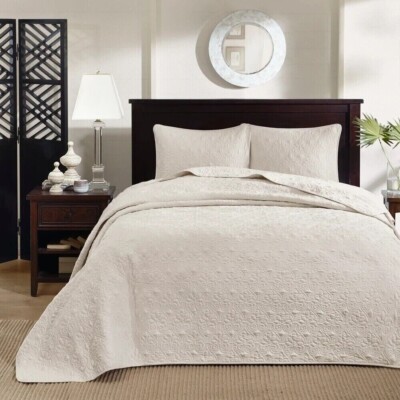 King Size Bedding Oversized 3 Pc Cream Bedspread Quilt Set Elegant 120 x 118
