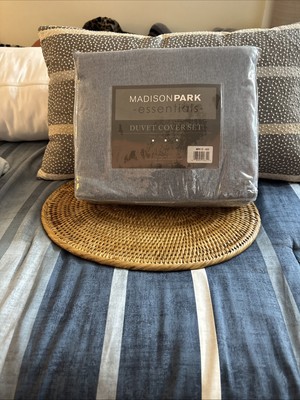 Madison Park Essential Duvet Cover Set King Blue New With Tags-image