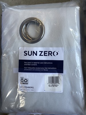 Sun Zero Lichtenberg Blackout Thermal Grommet 1-Panel 104'' x 84'' #1604507-image