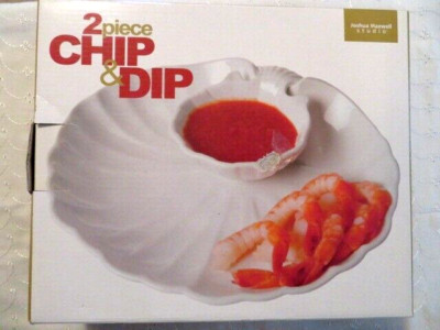 Chip 'n dip set-White Ceramic-Joshua Maxwell Studio- 2 Piece Shell shaped--image