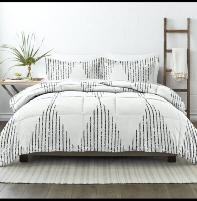 IEnjoy Home Collection Patterned Down Alternative 3 Piece Comforter Set-image