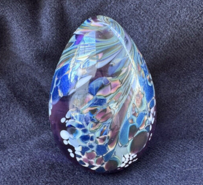 Vintage egg-shaped glass paperweight 1988 Maytum Studio signed-image