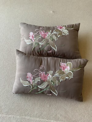 Pair (2) Madison Park Decorative Accent Pillows 10x16 Embroidery Pink Floral-image