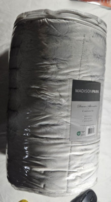 Madison Park Margot Print Long Faux Fur Comforter Mini Set-image