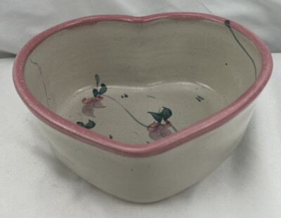 Studio Pottery Stoneware Heart Shaped Deep Serving Bowl Pink Trim -image