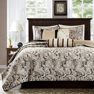 Quilt Traditional Damask Design All Season, Lightweight Coverlet Bedspread Beddi-image