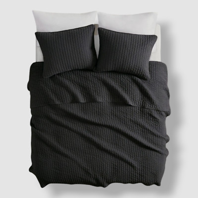 Madison Park Black Keaton Reversible Coverlet Set Full/Queen-image