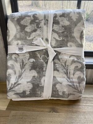 Pottery Barn Talisa Duvet Cover; Full/Queen-image