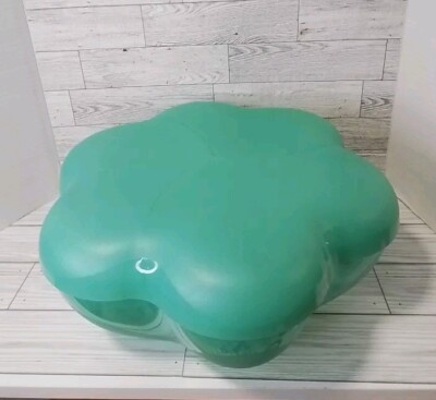 Vintage Tupperware  Green Chip  Bowl /  Serving Tray Set 4624 A-2 1.5 Gallon-image