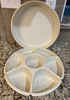 Tupperware 1665-1 Divided Serving Veggie Fruit Dip Tray Container w/1666-1 Lid-image