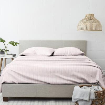 iEnjoy Home Patterned Queen Full Size Bed Sheet Set White and Pink Classic-image