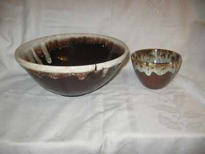 2 VINTAGE USA  BROWN DRIP WARE small and large serving bowls chip and dip bowl ?-image