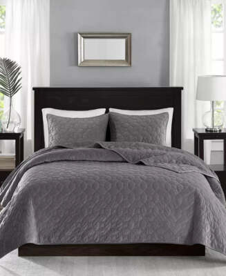 Madison Park Harper Faux Velvet Reversible 3 Piece Coverlet Set-image