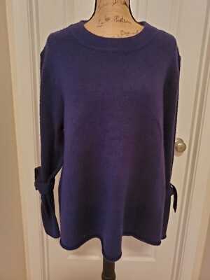 Dip Women's Large Navy Blue Long Sleeve Soft Sweater-image