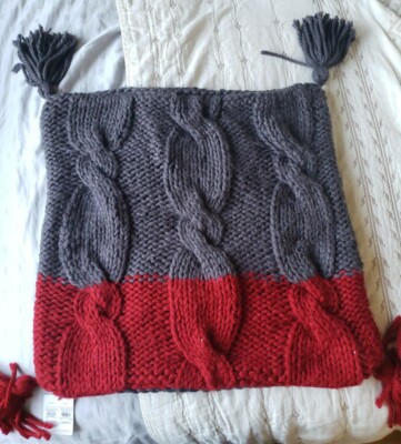 Pottery Barn Bluma Handknit Pillow Cover Charcoal Red Tassel NEW-image