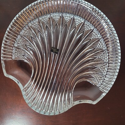 Elegant ART DECO Design Studio Nova Clearcut Shell Shaped Glass Serving Dish-image