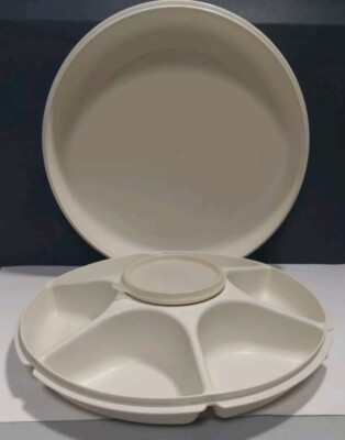 Tupperware Divided Serving Tray With Center Dip Bowl & Seal (1665/66/67 & 215)-image