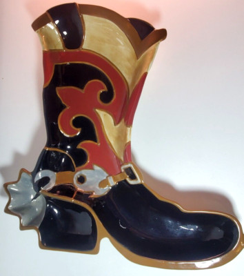 SONOMA HAPPY TRAILS CHIP/DIP SERVING TRAY WESTERN COWBOY BOOT PLATTER RED BLACK-image