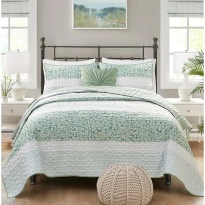 Madison Park Caralie Seersucker 4 Piece Quilt Set, Full/Queen 2062-image