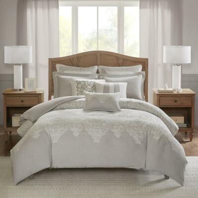 100% Polyester 8pcs Comforter Set w/ Embroidery-image