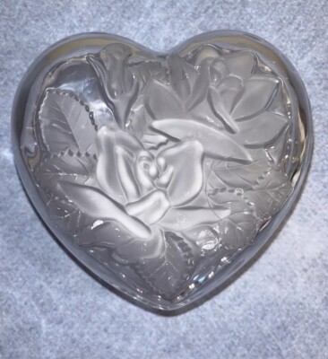 Mikasa Studio Nova Crystal Heart Shaped Trinket Box BELLA ROSE 5.5