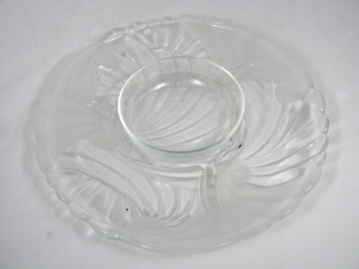 Crystal Clear Studios Seabreeze Frosted Glass Round 2 Pc Chip & Dip Serving Tray-image