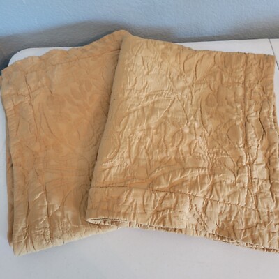 POTTERY BARN (Set of 2) Matelassé Standard Shams Gold VALERIE Thick Cotton-image