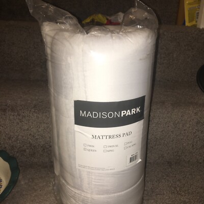 Madison Park Cloud Soft Plush Bed Protector Waterproof Mattress Cover Queen NEW-image