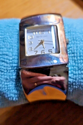 Bay Studio Ladies Cuff Bangle Fashion Quartz Watch New BATTERY -image