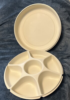 Vintage Tupperware Veggie Chip Dip Divided Serving Tray 1665-2 Almond With Lid-image