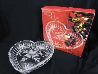 Glass Heart Shaped Tray Dish Frosted Glass Wedding Bells Studio Nova Japan Decor-image