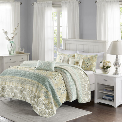 Madison Park Willa 6 Piece Cotton Quilt Set with Throw Pillows-image