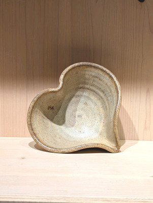 Stoneware Pottery Heart-Shaped Bowl - Greg Neil Pottery - Rustic White - Glazed-image