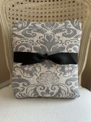 Pottery Barn Stella Damask KING/CAL. KING Duvet Cover Steel Blue PRE-OWNED-image