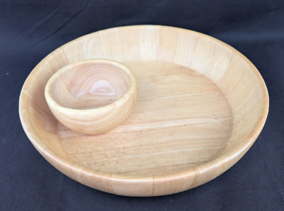 Crate & Barrel Natural Wood Extra Large Chip & Dip Serving Bowl Platter Appetize-image