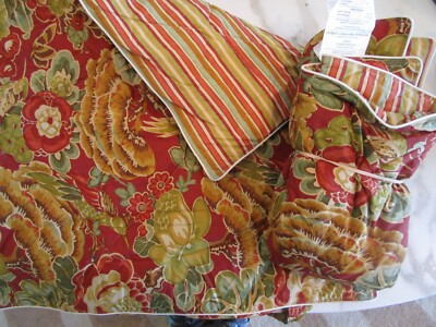2 Pottery Barn Floral flowers stripes reversible standard  quilted shams-image
