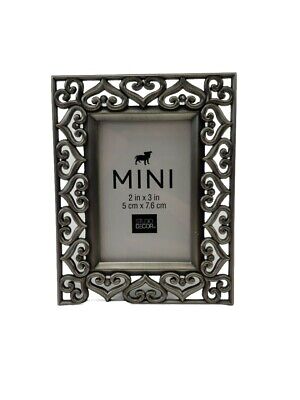 Studio Decor Mini Metallic Heart and Gem Picture Metal Frame 2x3 in-image