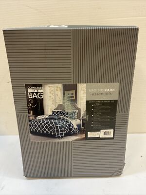 Madison Park MPE10-091 Essentials Merritt Complete Bed & Sheet Set Queen Navy-image