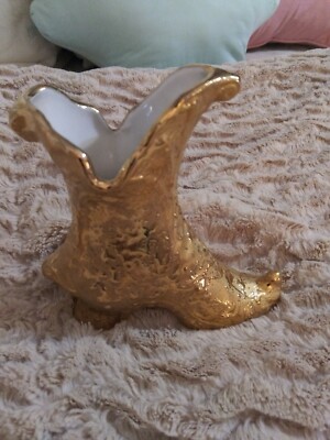 Vintage DREAM ART STUDIO 22 kt WEEPING GOLD Victorian Boot Vase-image