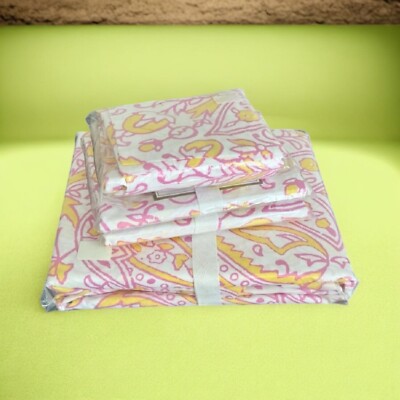 Pottery Barn Tea Paisley Comforter/Duvet Cover & 3 Pillow Shams NIP-image