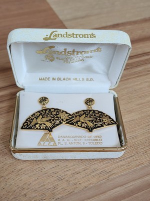 Black Hills Gold Black Dangle Earrings Fan Shaped Bird And Flower-image