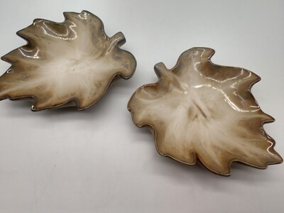 2 Studio 33 Hand Painted Beige and Brown Ceramic Leaf Dish 6 inch candy trinket-image
